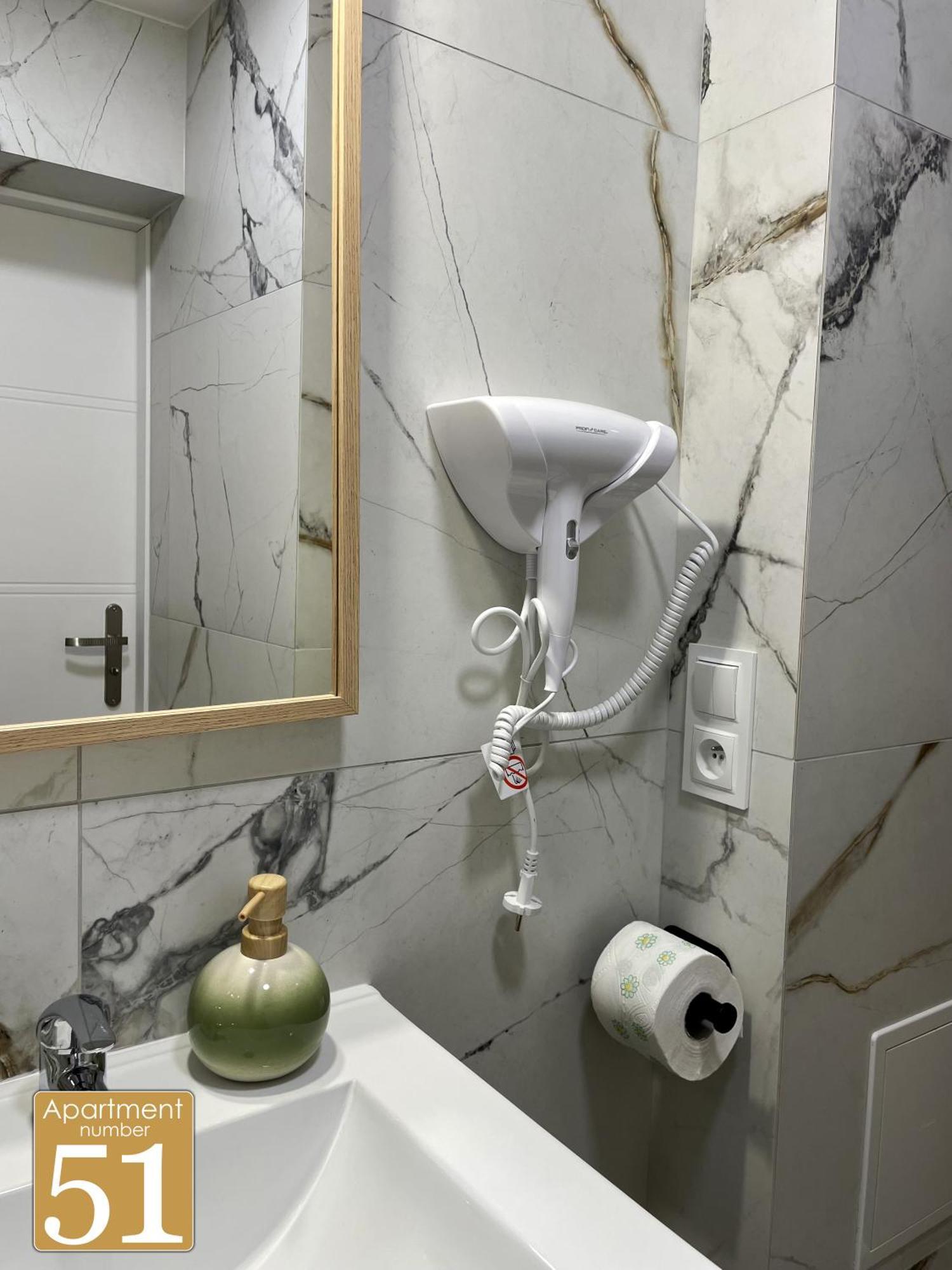 Piekny Przytulny Apartament - Blisko Akwenu Wodnego Radom Extérieur photo